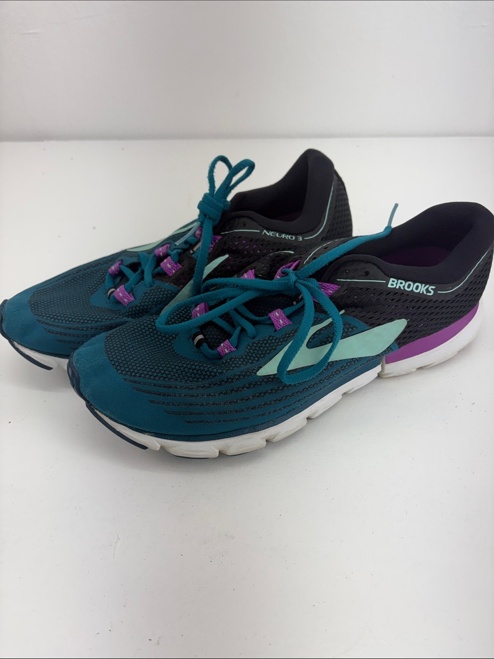 Brooks Neuro 3 Running Shoes Womens 9‎